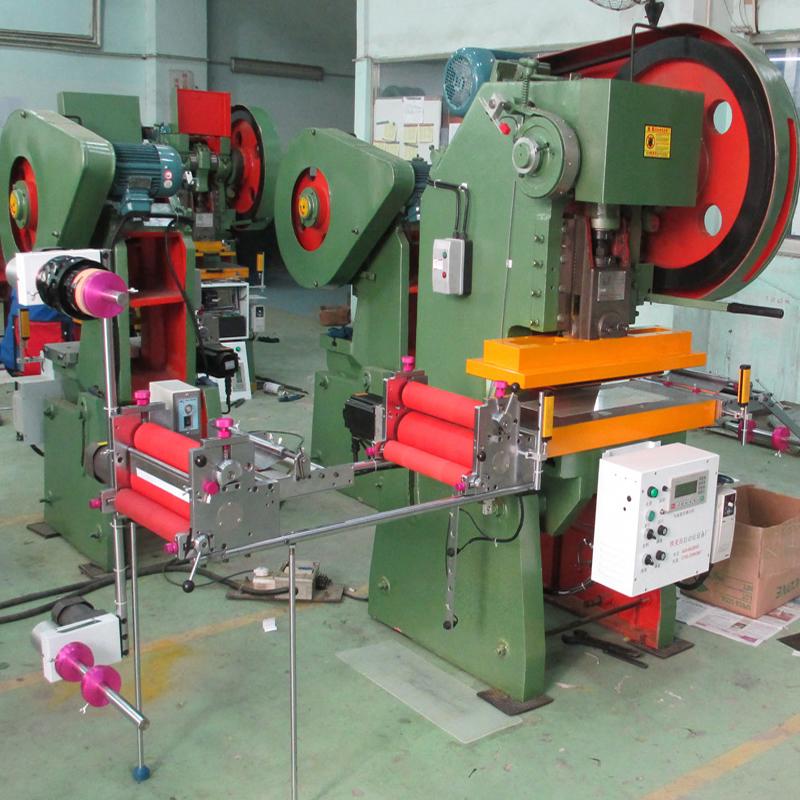 750长条麦拉片半断排废模切冲压设备