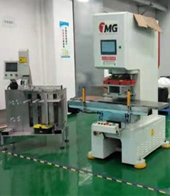 片材全自动上、下料模切