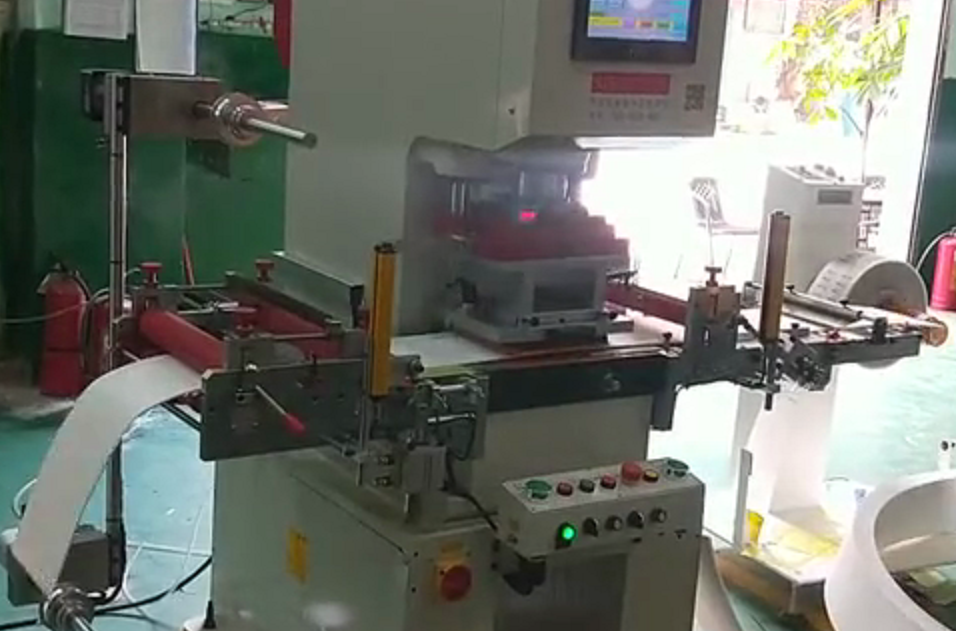 全自动片卷材料俩用生产加工伺服冲床视频