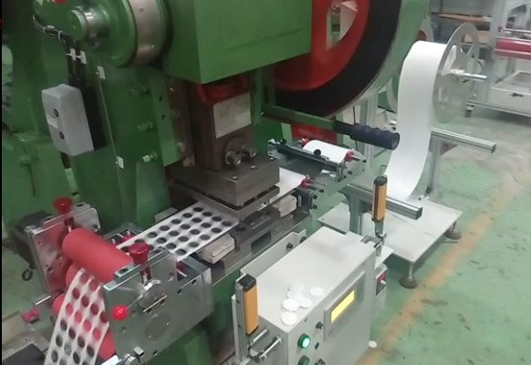 出口俄罗斯瓶盖垫片模切机