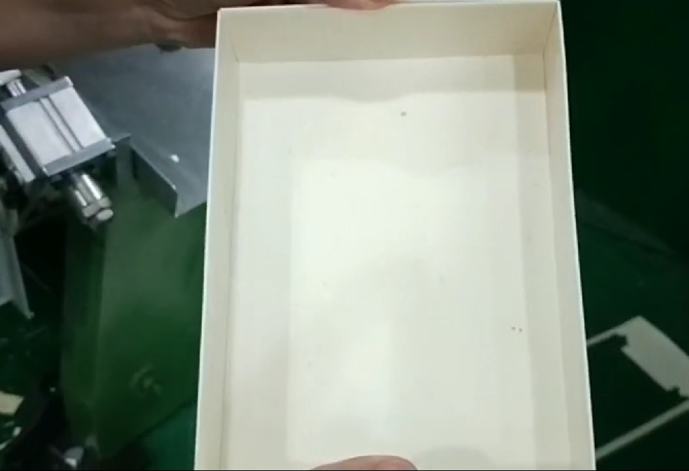 一次性木盒包装片材冲压机器视频