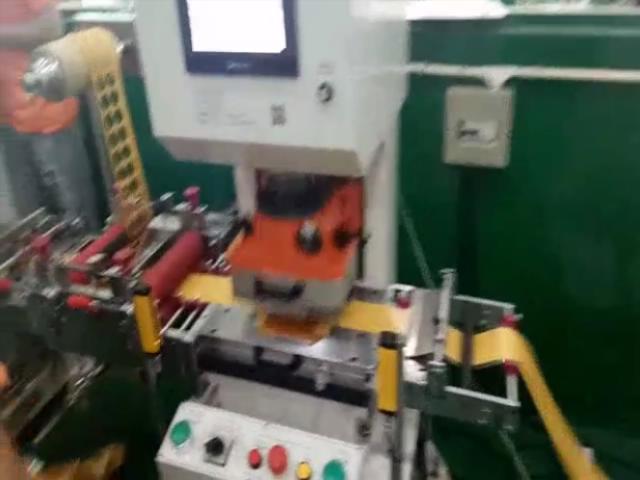 6T胶粘制品半断模切视频