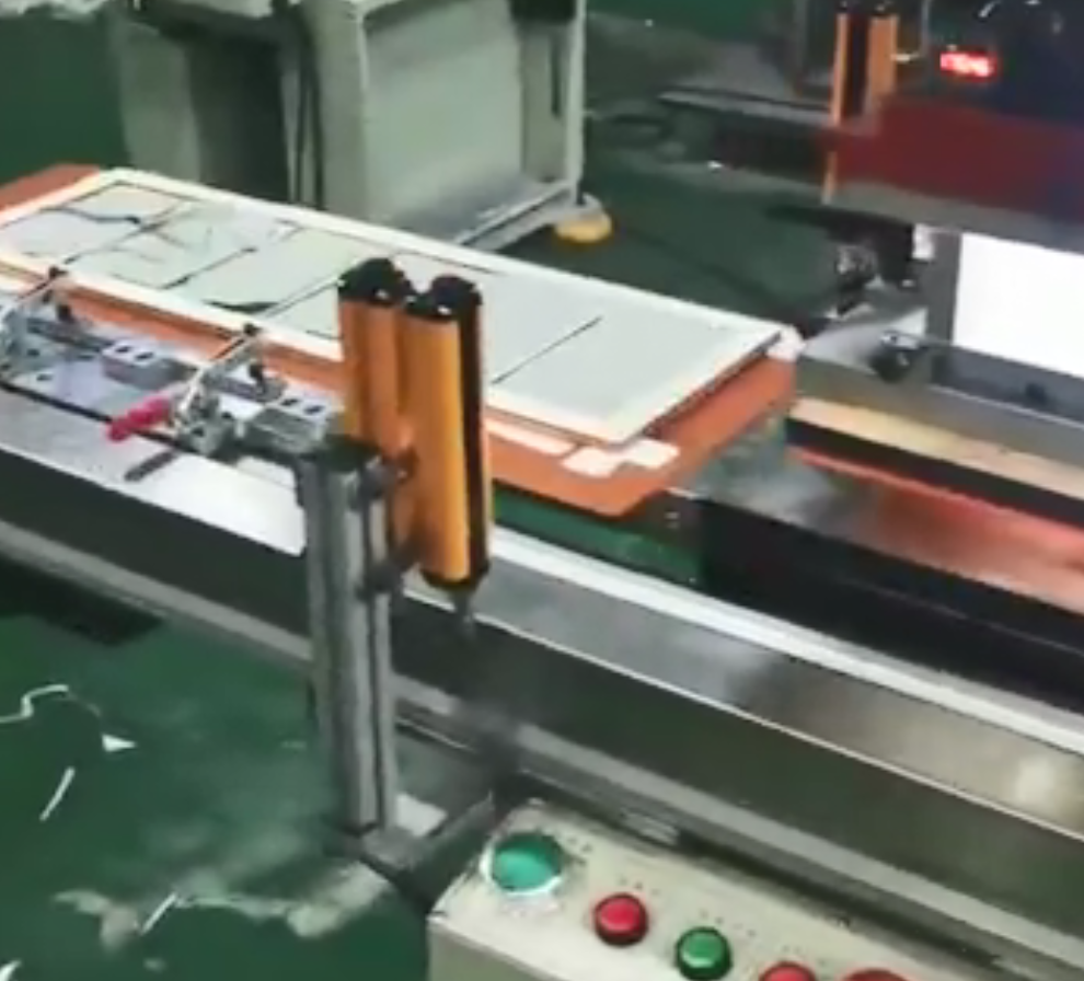 单片板材自动定位模切