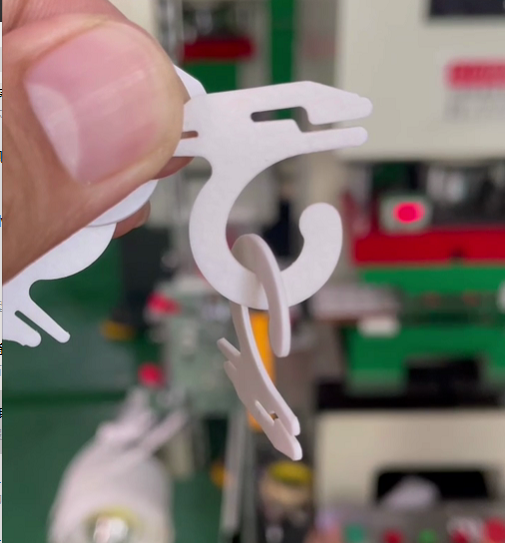 环保袜子挂钩模切机 白色牛皮纸卡头挂钩模切设