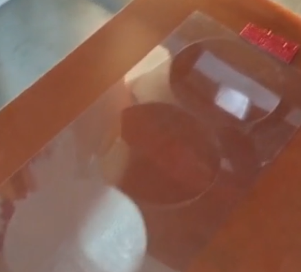 圆形保护膜冲圆设备生产视频